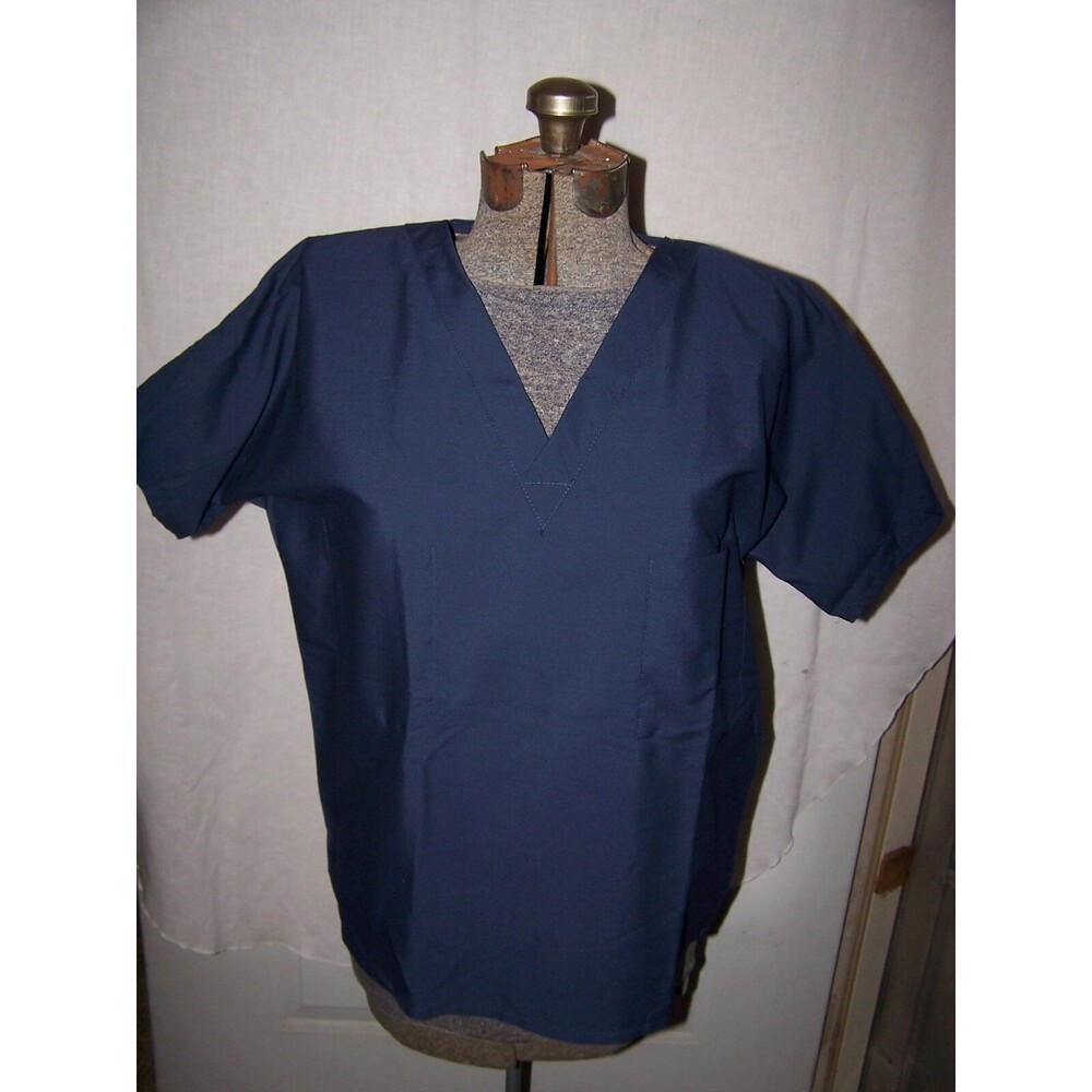 Landau. Unisex Scrub V-Neck Top‎ (7502). Reversable. Color Navy (BNP).Small .NEW